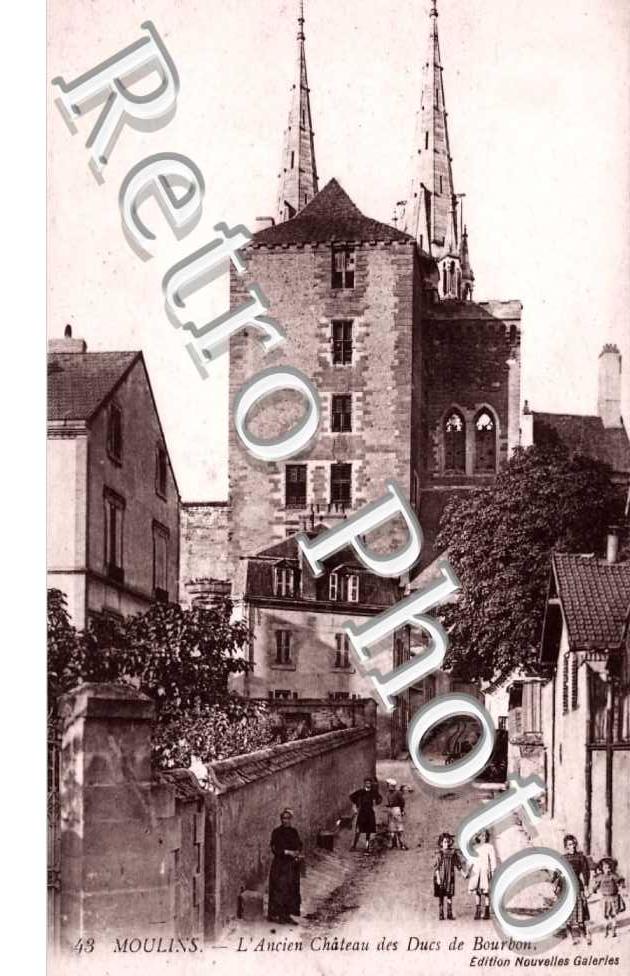 L&#039;ANCIEN CHATEAU DES DUCS DE BOURBON