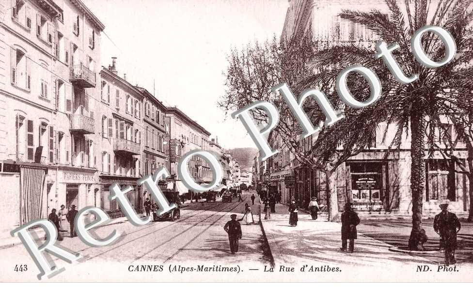 LA RUE D&#039;ANTIBES