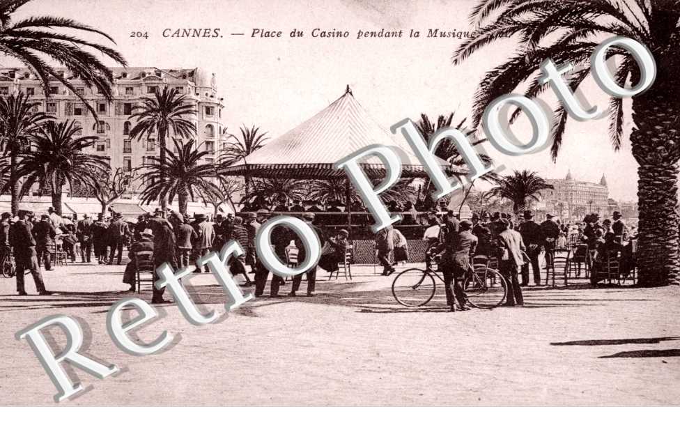 Place du Casino pendant la Musique