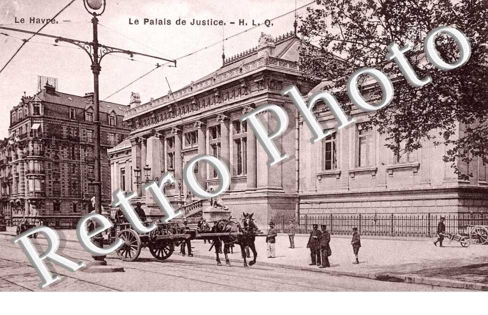 LE PALAIS DE JUSTICE