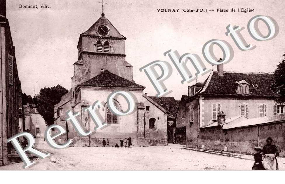 PLACE DE L'EGLISE
