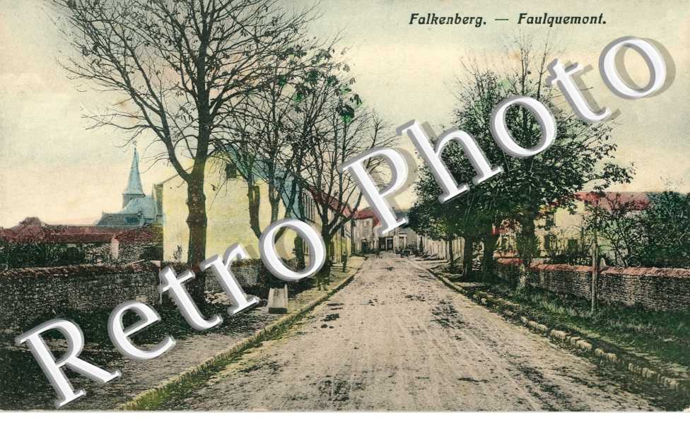Vue de la Rue Principale