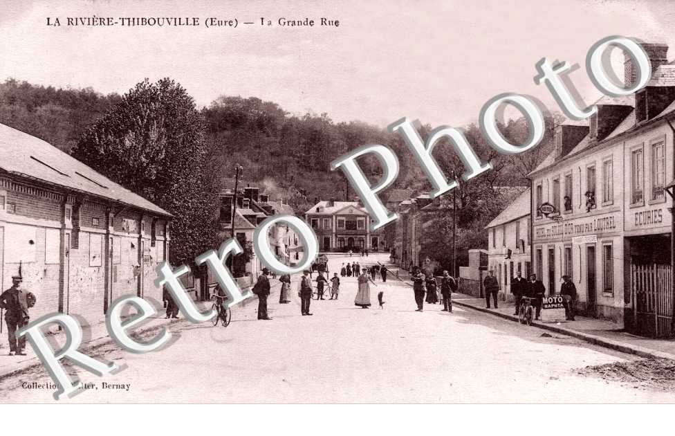 LA RIVIERE THIBOUVILLE - La Grande Rue
