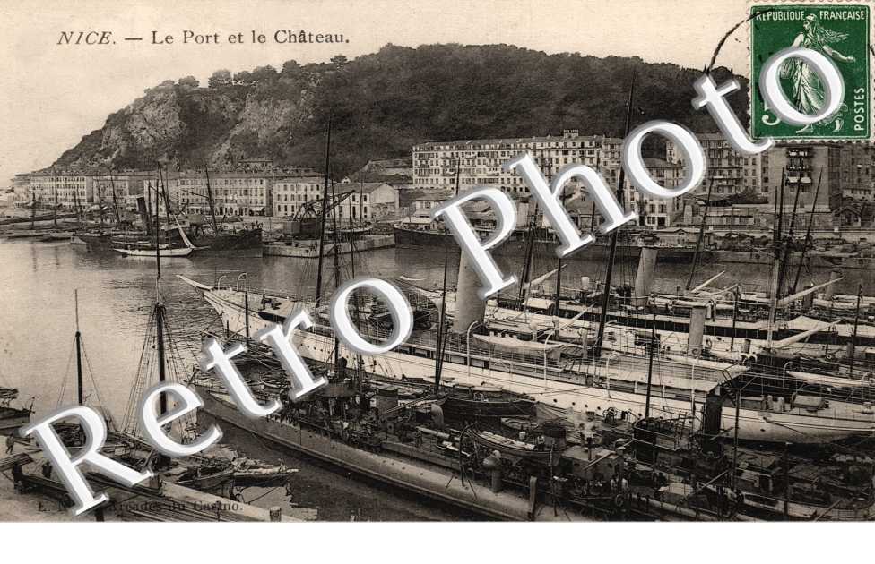 LE PORT ET LE CHATEAU