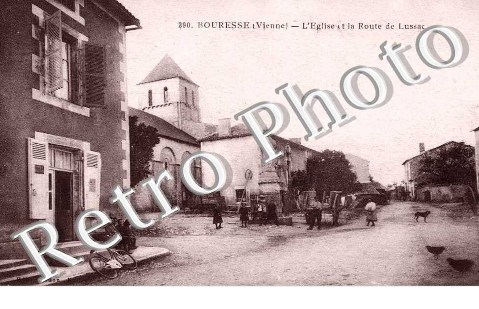 l'eglise et la route de Lussac