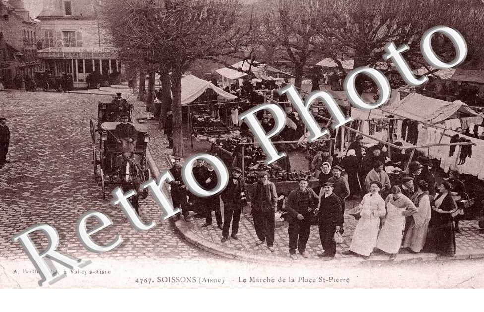 le marche de la place Saint Pierre