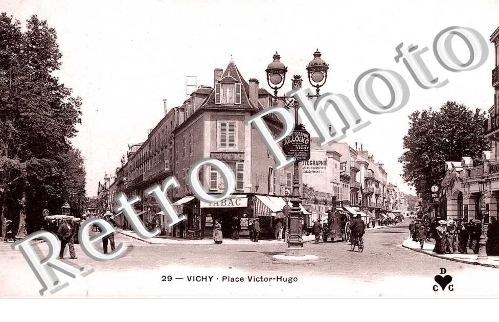 PLACE VICTOR HUGO