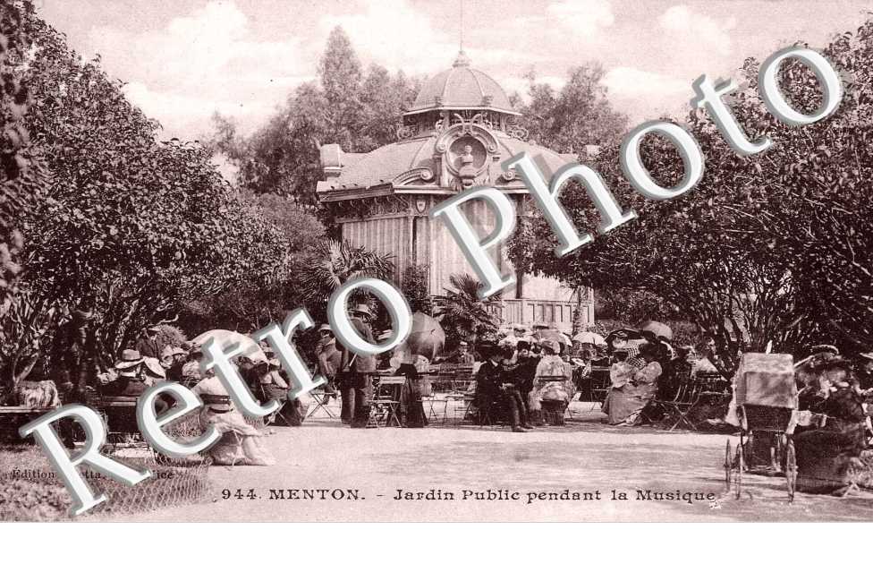 jardin public pendant la Musique