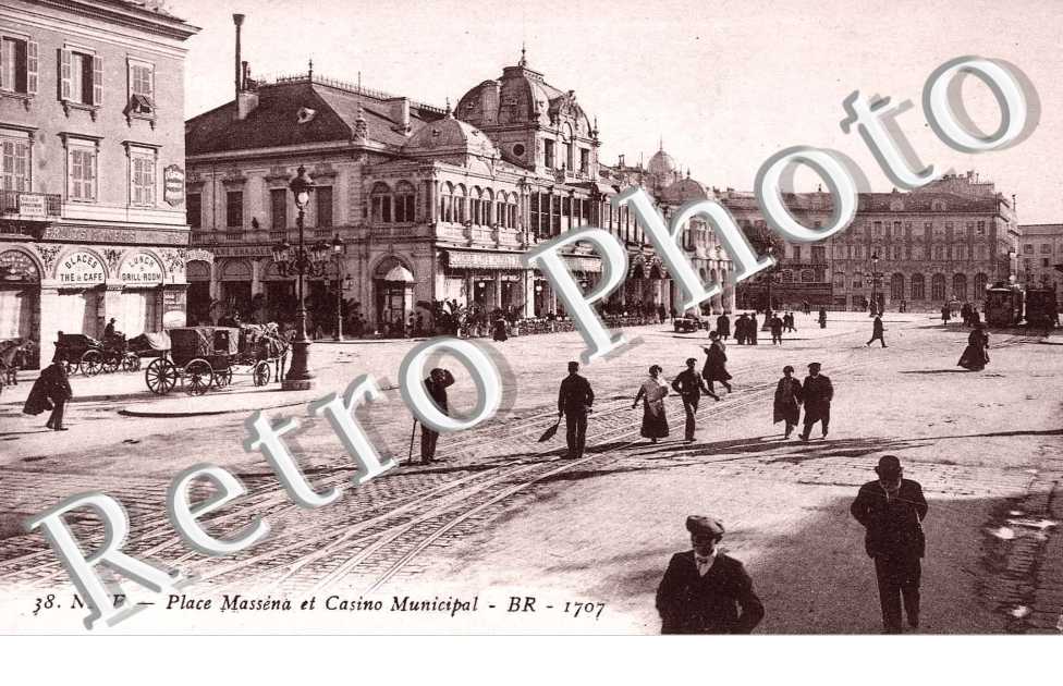 PLACE MASSENA ET CASINO MUNICIPAL