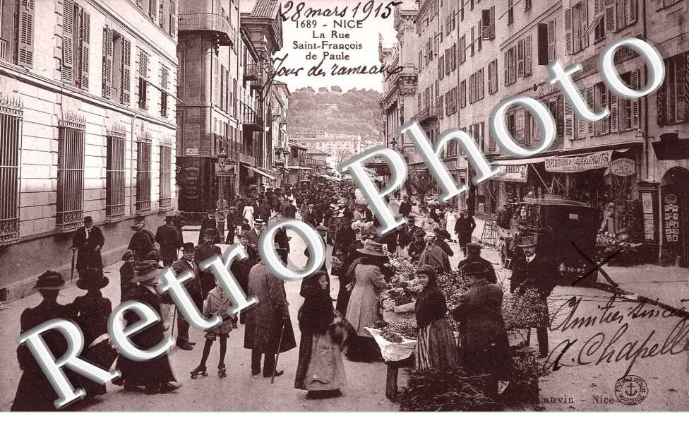 La Rue Saint Francois de Paule
