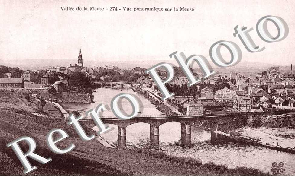 Vallee de la Meuse, Vue Panoramique sur la Meuse