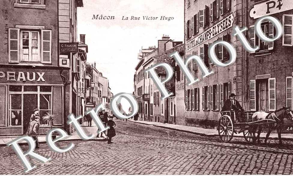 LA RUE VICTOR HUGO