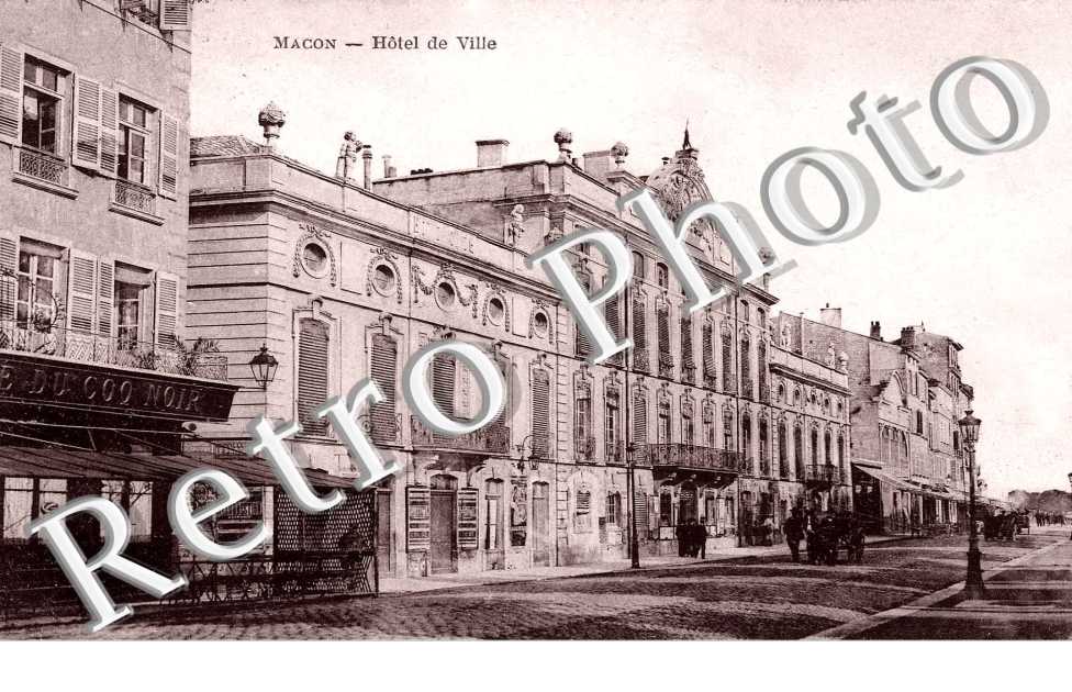 HOTEL DE VILLE