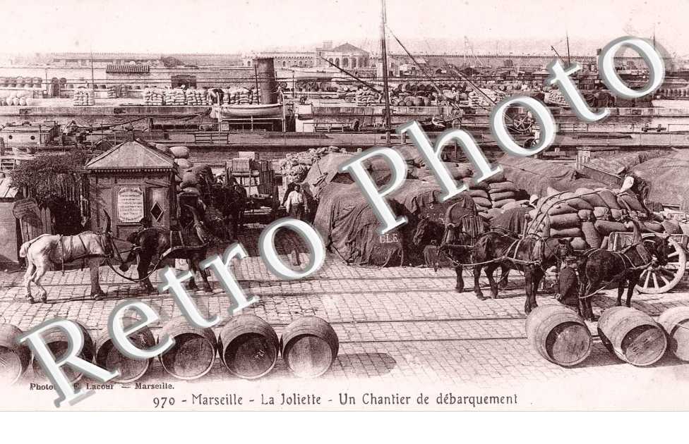 LA JOLIETTE - UN CHANTIER de debarquement