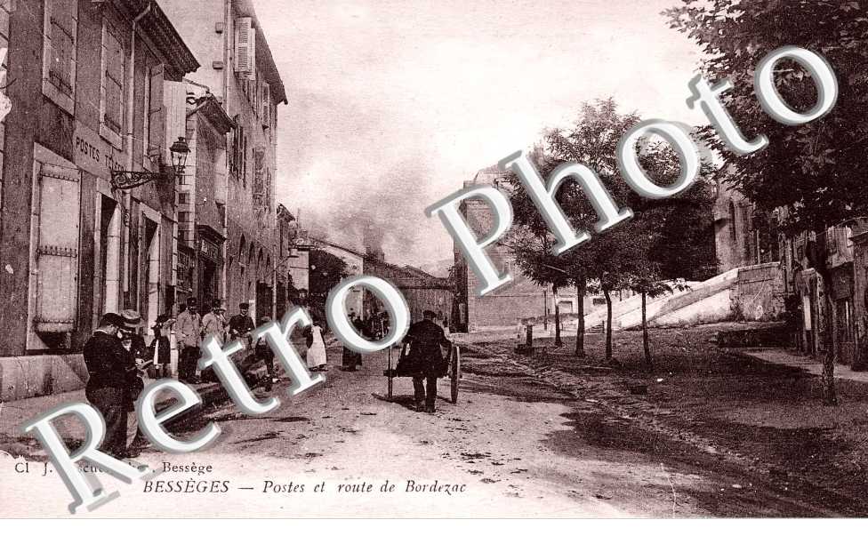 Poste et Route de Bordezac