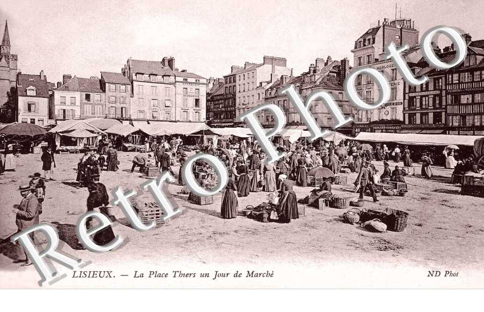 la place Thiers un jour de marche