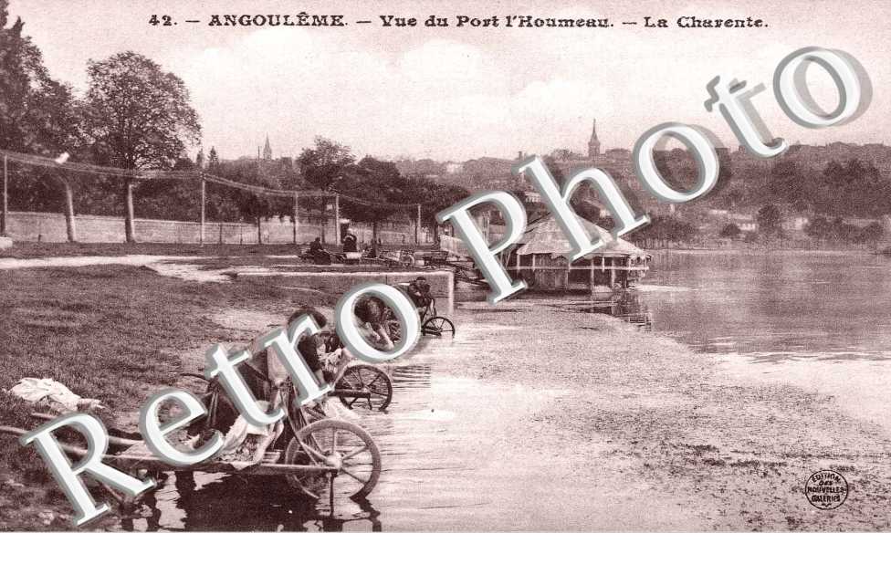vue du port l&#039;Houmeau, la Charente
