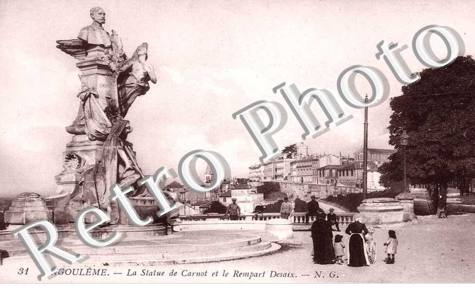 la Statue de Carnot et le rempart Desaix