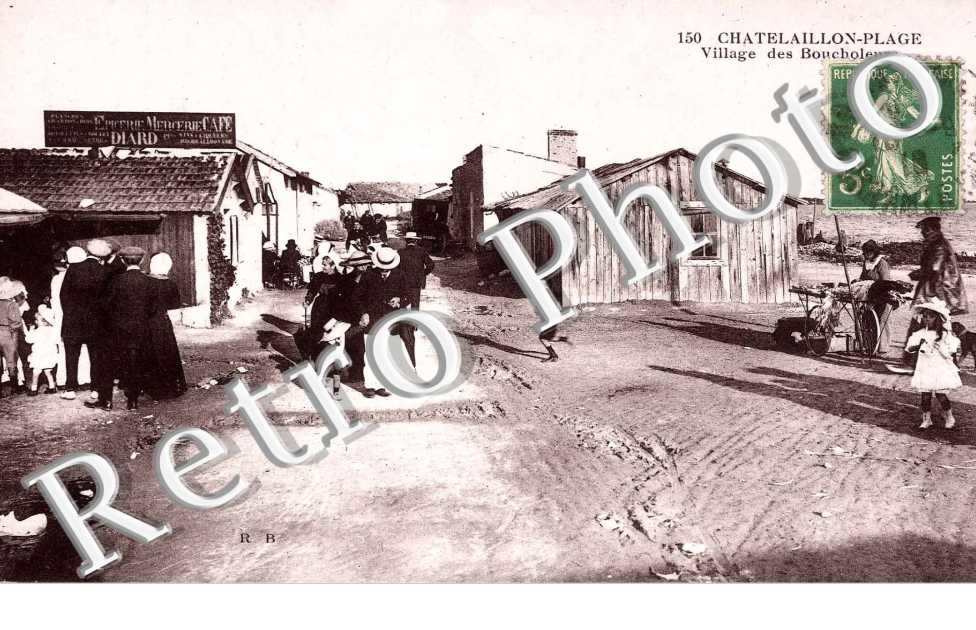  VILLAGE DES BOUCHOLEURS