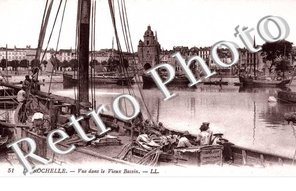 Vue dans le Vieux bassin