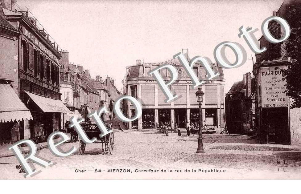 Carrefour rue de la Republique