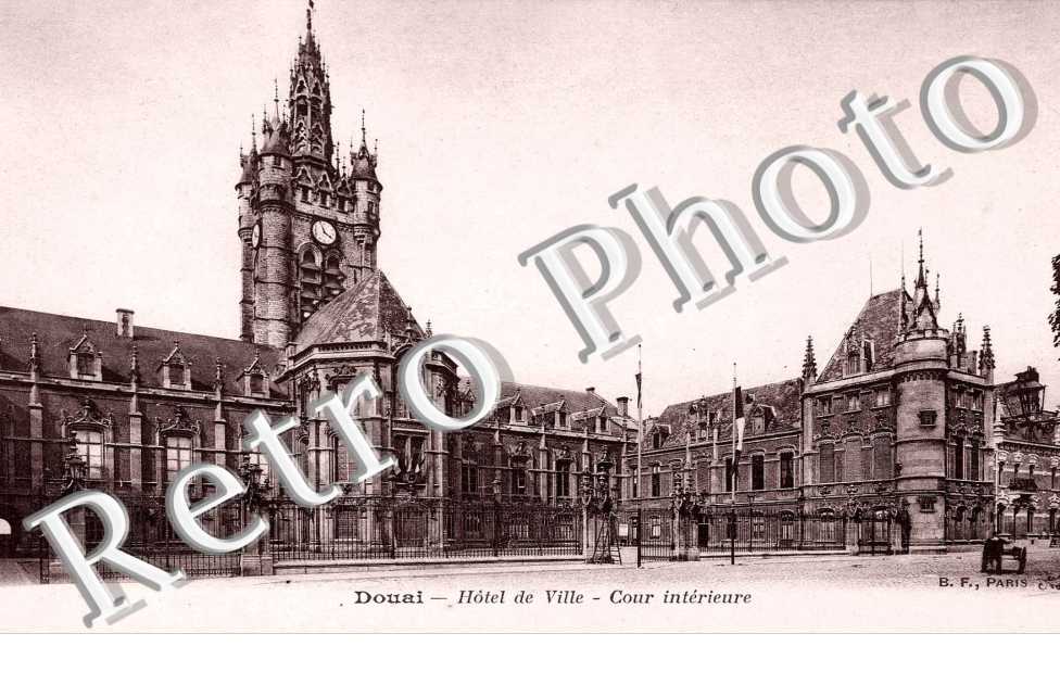HOTEL DE VILLE