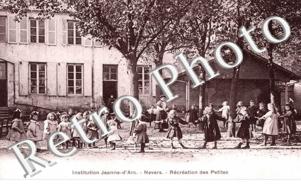 Institution jeanne d'Arc - recreation des petites