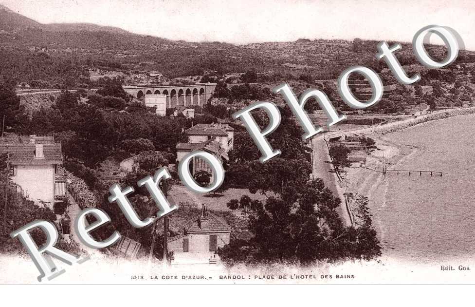PLACE DE L&#039;HOTEL DES BAINS