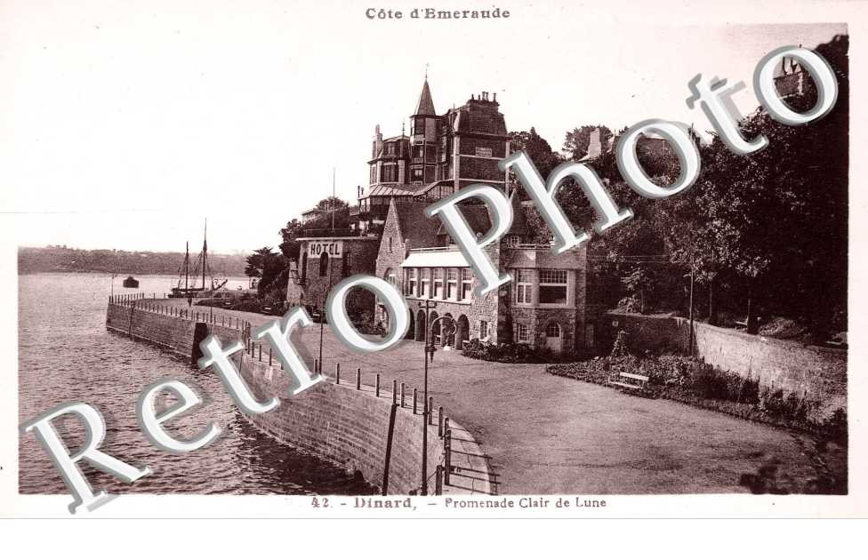 PROMENADE CLAIR DE LUNE