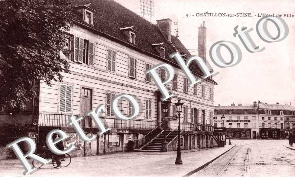 L'HOTEL DE VILLE