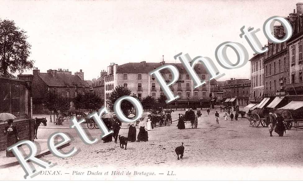 place duclos et hotel de Bretagne