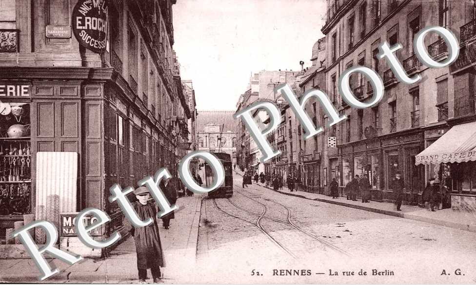 LA RUE DE BERLIN 