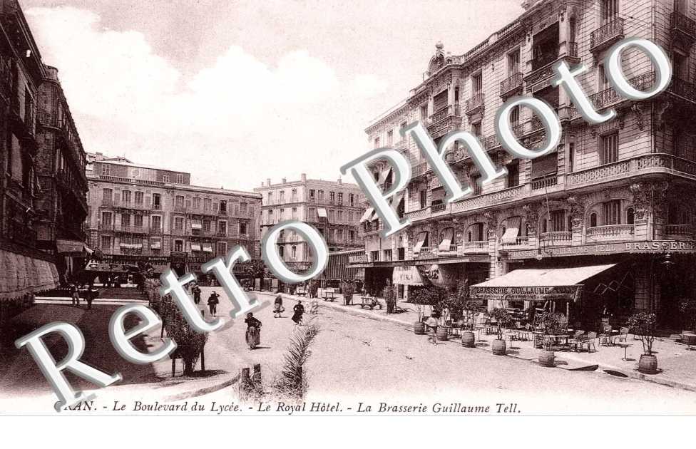 le boulevard  du lycee  Le Royal Hotel  La Brasserie Guillaume Tell
