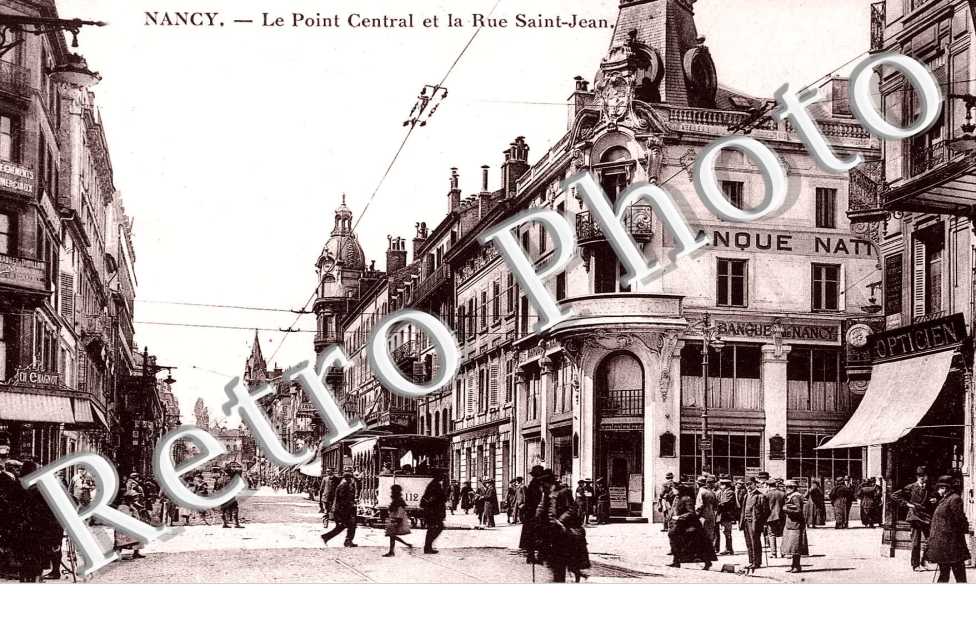  LE POINT CENTRAL ET RUE SAINT-JEAN