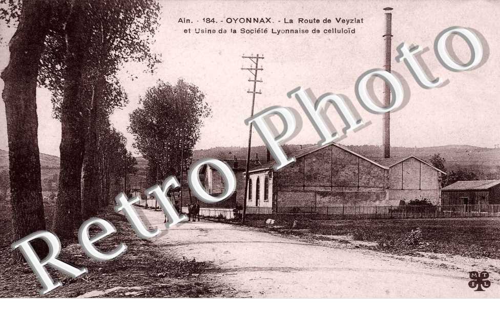la route de Veyziat et usine de la societe lyonnaise de celluloid