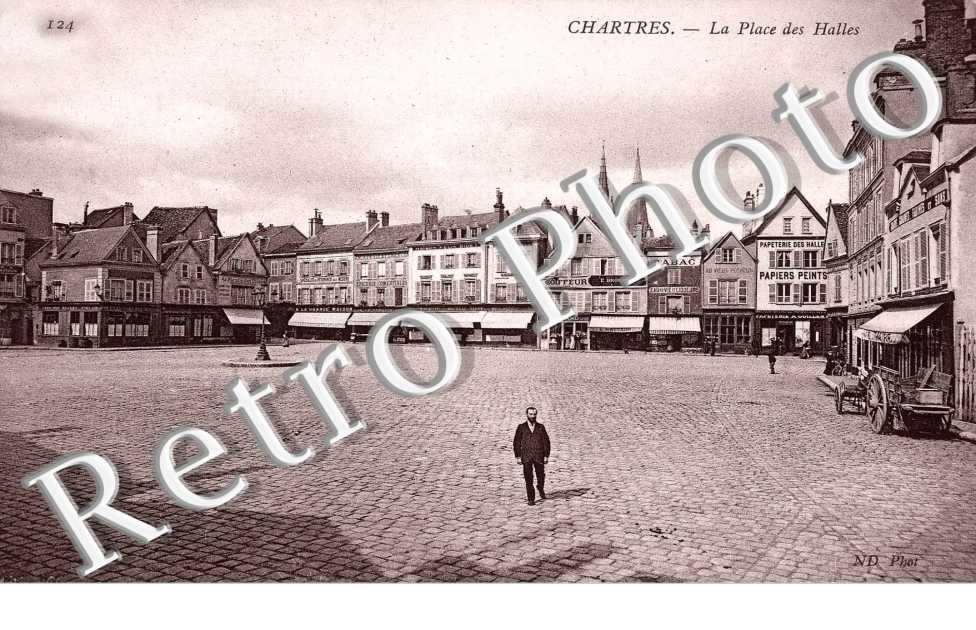 LA PLACE DES HALLES