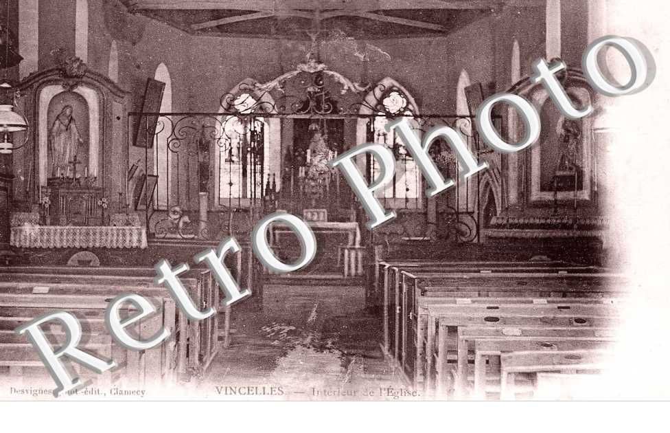 Interieur de l'eglise