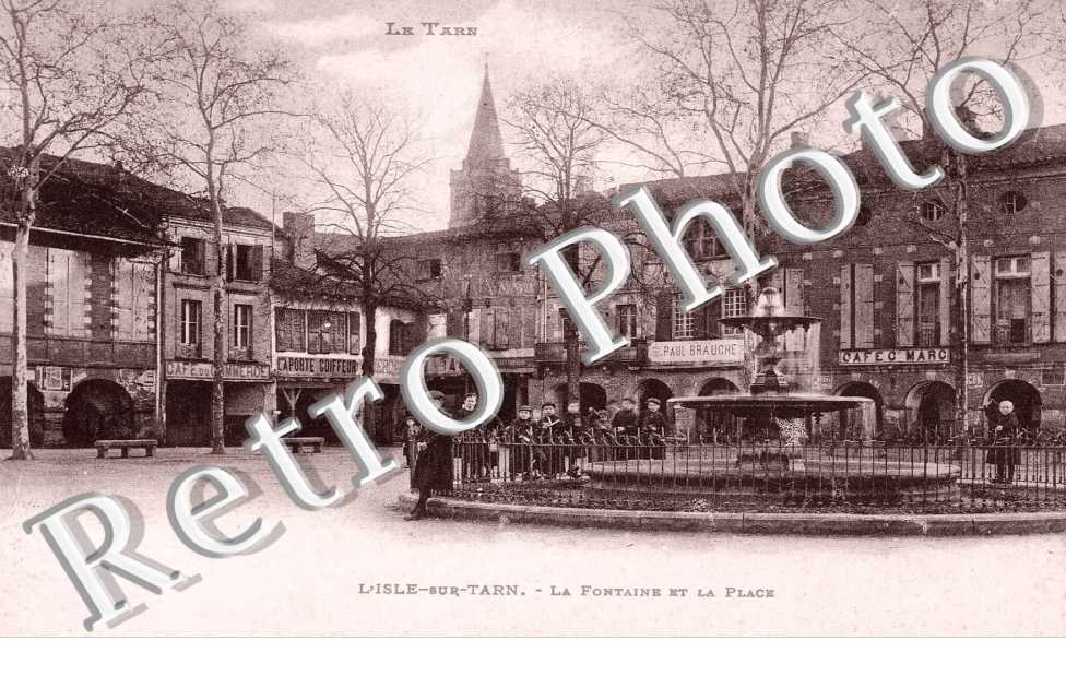 la fontaine et la place