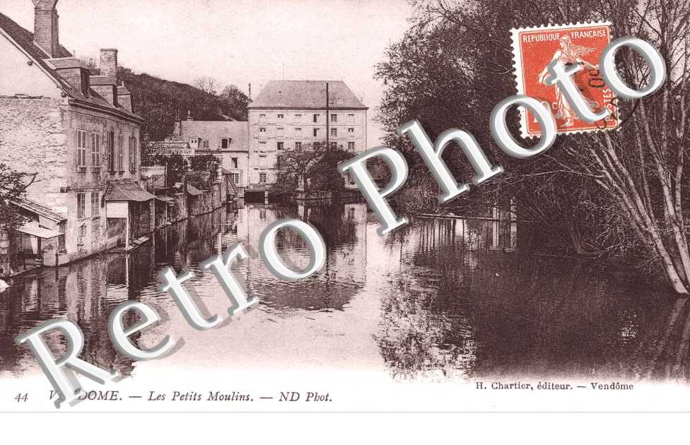 LES PETITS MOULINS