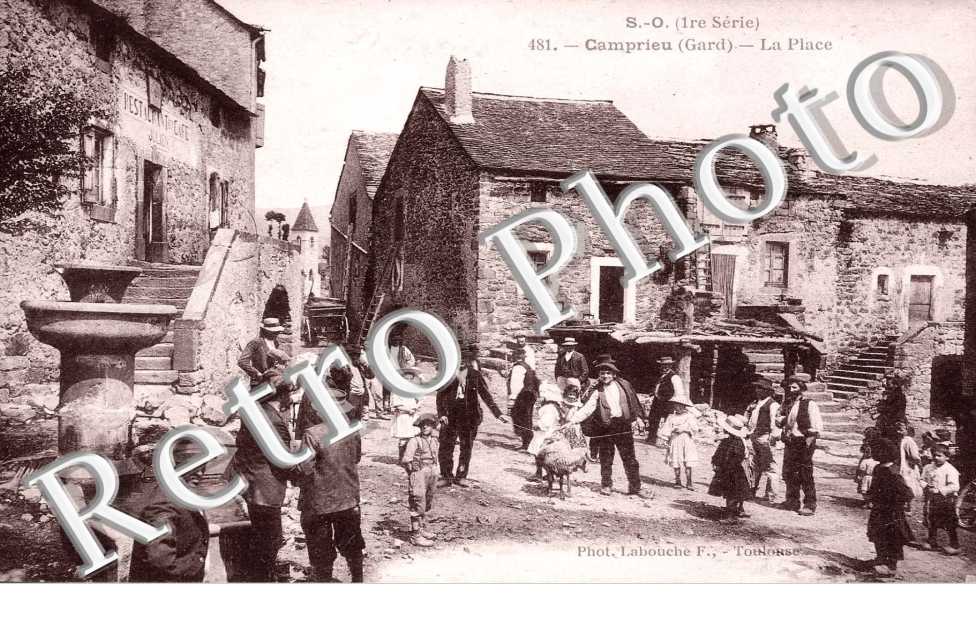 la place   - Camprieu