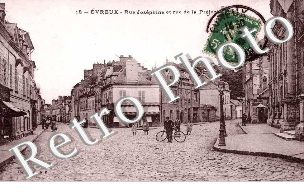 Rue Josephine et rue de la prefecture