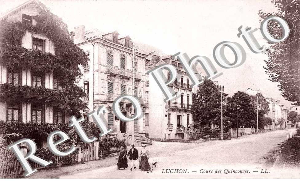 Cour de Quinconces