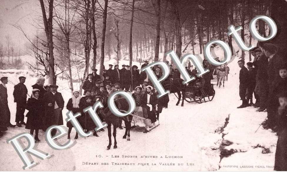 les sports d'hiver - depart des traineaux pour la vallee du lys