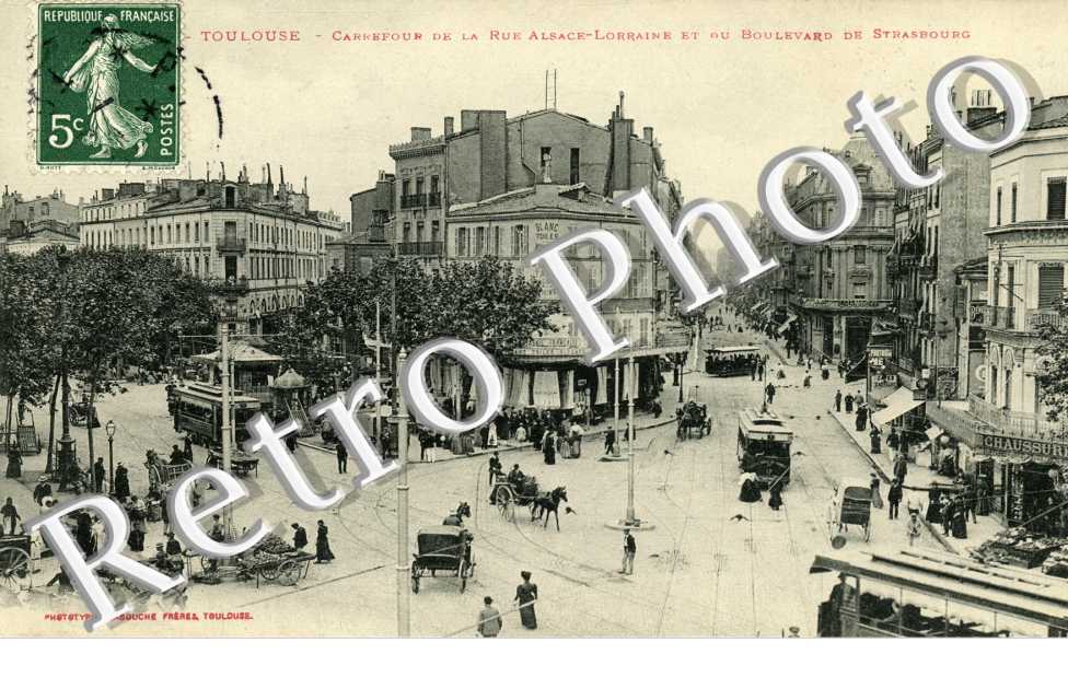 CARREFOUR DE LA RUE ALSACE - LORRAINE et boulevard de Strasbourg
