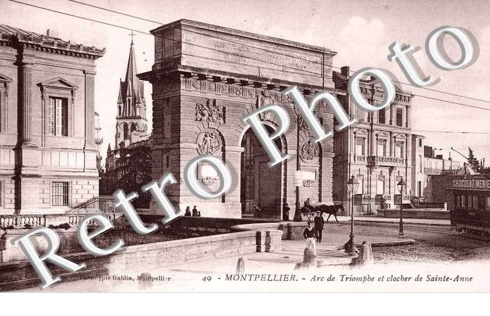 ARC DE TRIOMPHE ET CLOCHER STE ANNE