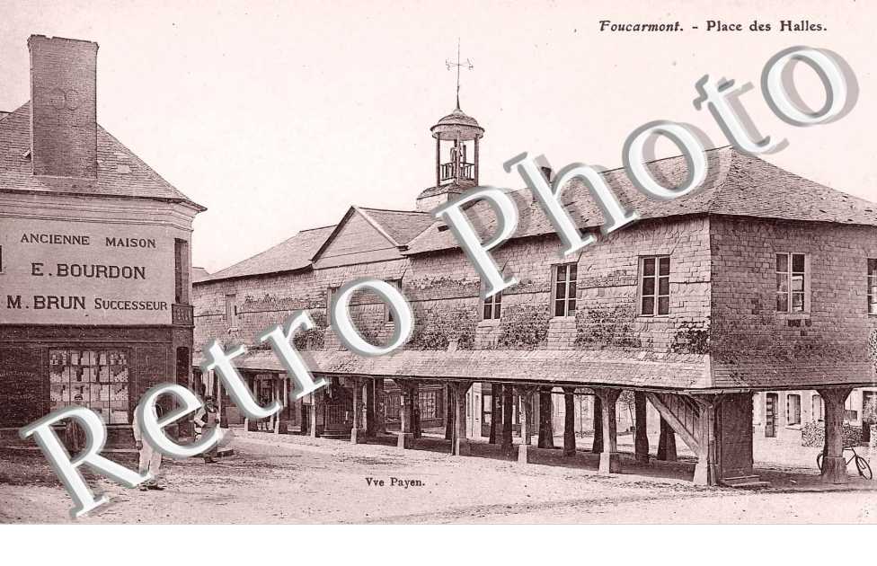 Place des Halles Ancienne Maison E. Bourdon M. Brun successeur