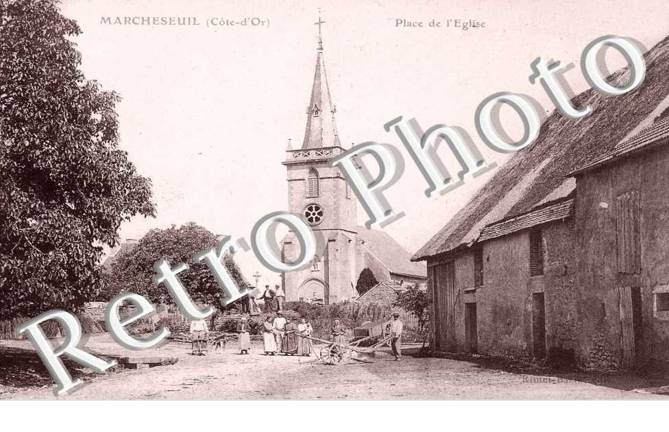 PLACE DE L'EGLISE