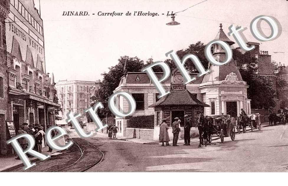 CARREFOUR DE L&#039;HORLOGE