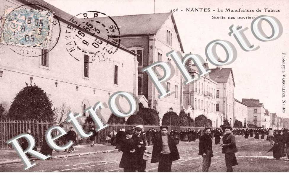 LA MANUFACTURE DES TABACS ( boulevard de Stalingrad)
