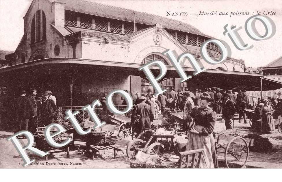 MARCHE AUX POISSONS